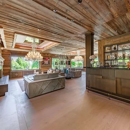 Ultima Crans Montana Hotel Lens