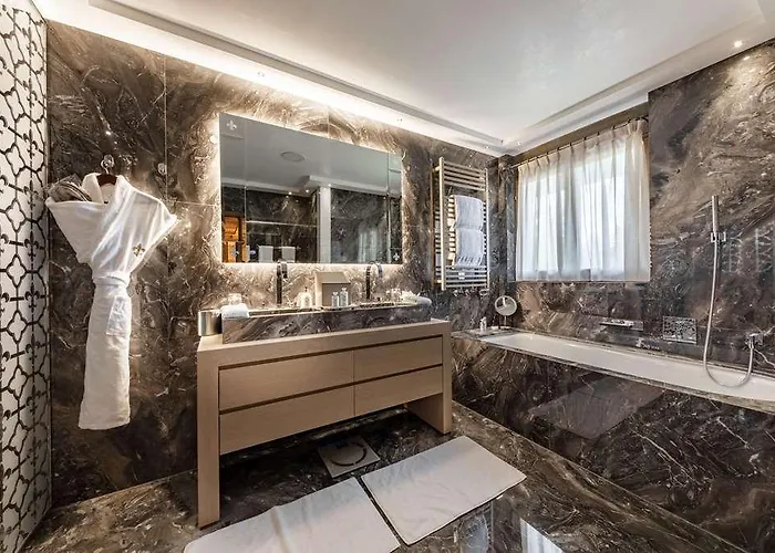 Hotel Ultima Crans Montana